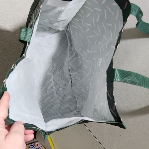 Lululemon reusable bag tote - Picture 6 of 10